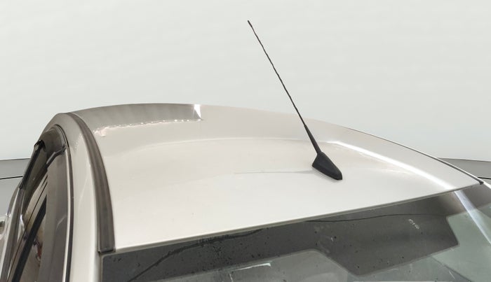 2018 Tata Tiago XZ PETROL, Petrol, Manual, 73,906 km, Roof