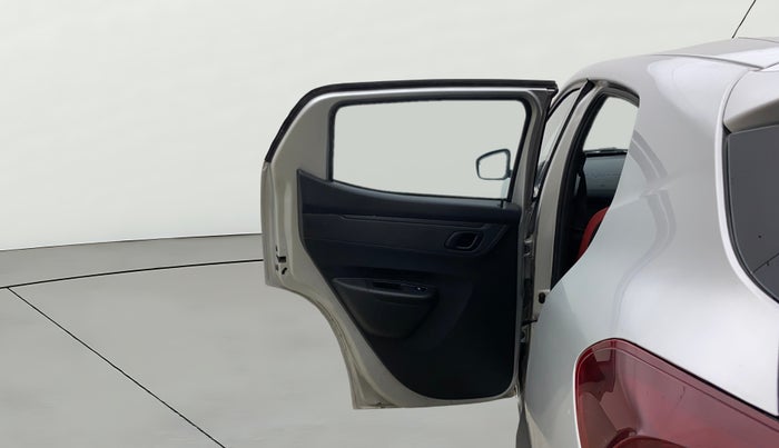 2020 Renault Kwid RXT 1.0 (O), Petrol, Manual, 33,527 km, LHS Front Door