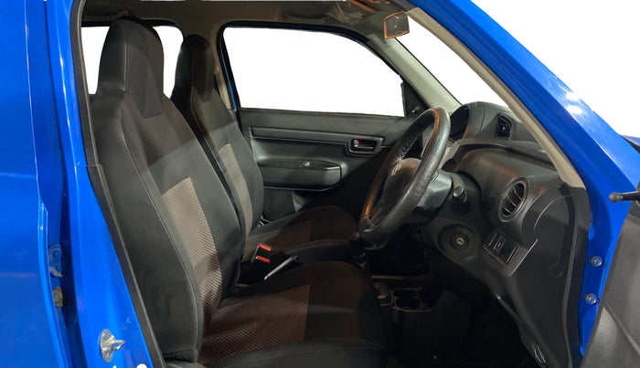 2022 Maruti S PRESSO VXI, Petrol, Manual, 28,096 km, Right Side Front Door Cabin