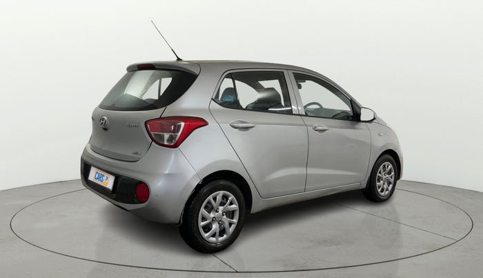 2017 Hyundai Grand i10 SPORTZ 1.2 KAPPA VTVT, Petrol, Manual, 98,050 km, Right Back Diagonal