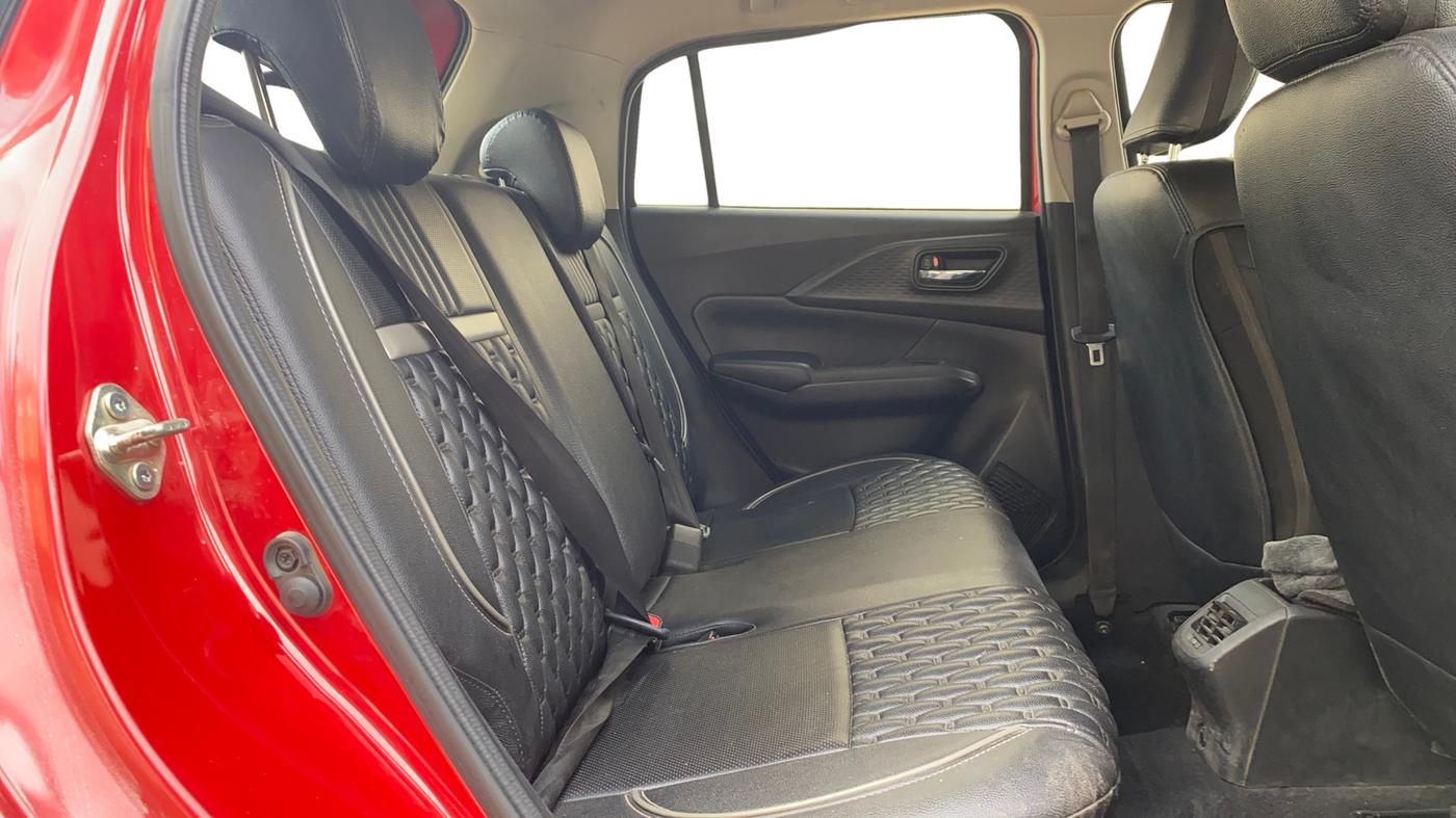 2024 Maruti Swift ZXI PLUS, Petrol, Manual, 49,114 km, Right Side Rear Door Cabin