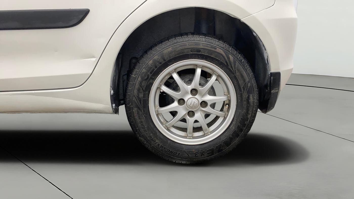 2014 Maruti Swift VXI, Petrol, Manual, 92,804 km, Left Rear Wheel
