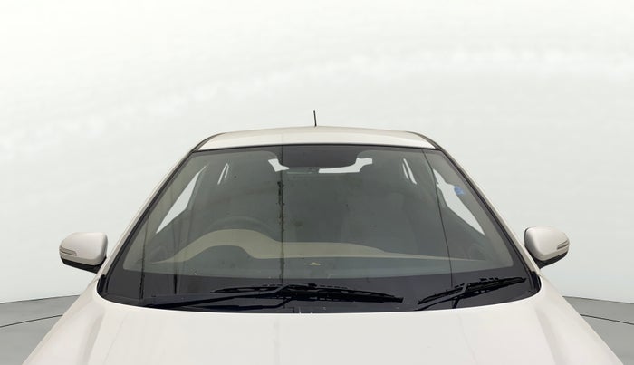 2017 Hyundai Elite i20 ASTA 1.2 (O), Petrol, Manual, 80,814 km, Front Windshield