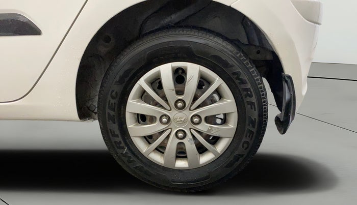 2014 Hyundai i10 SPORTZ 1.1, Petrol, Manual, 20,334 km, Left Rear Wheel