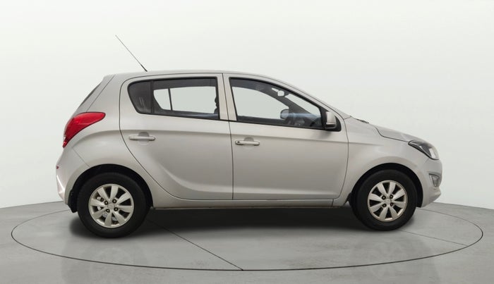 2013 Hyundai i20 SPORTZ 1.2, Petrol, Manual, 68,998 km, Right Side View