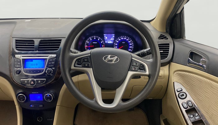 2014 Hyundai Verna FLUIDIC 1.6 VTVT SX, Petrol, Manual, 46,057 km, Steering Wheel Close Up