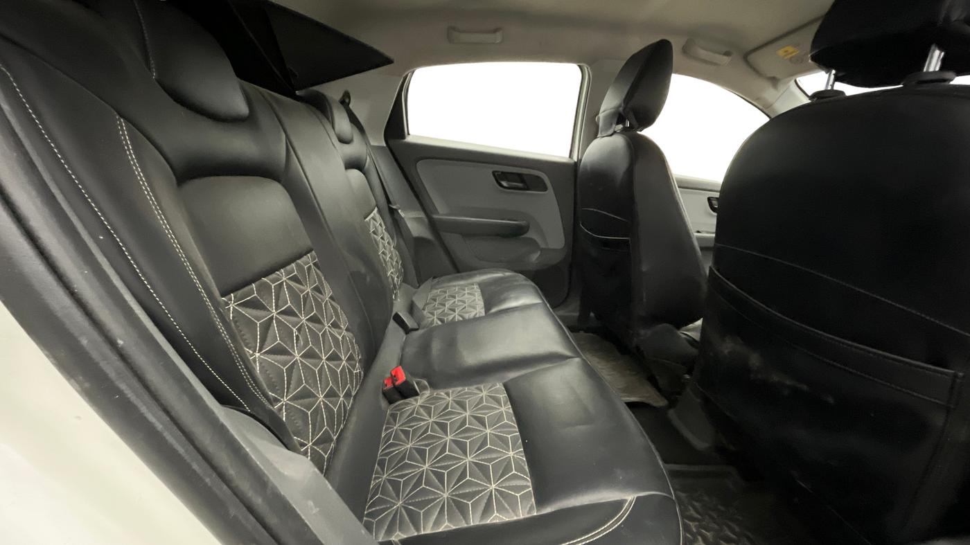 2020 Tata ALTROZ XT PETROL, Petrol, Manual, 64,549 km, Right Side Rear Door Cabin