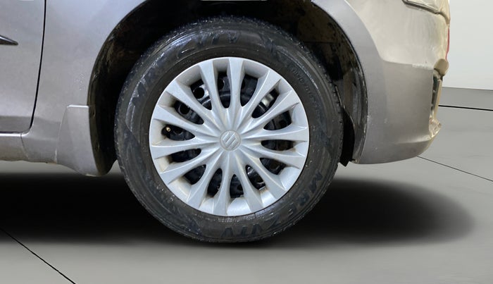 2016 Maruti Ciaz VXI+, Petrol, Manual, 53,901 km, Right Front Wheel