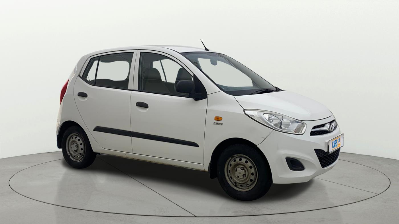 2016 Hyundai i10 MAGNA 1.1, Petrol, Manual, 49,083 km, Right Front Diagonal
