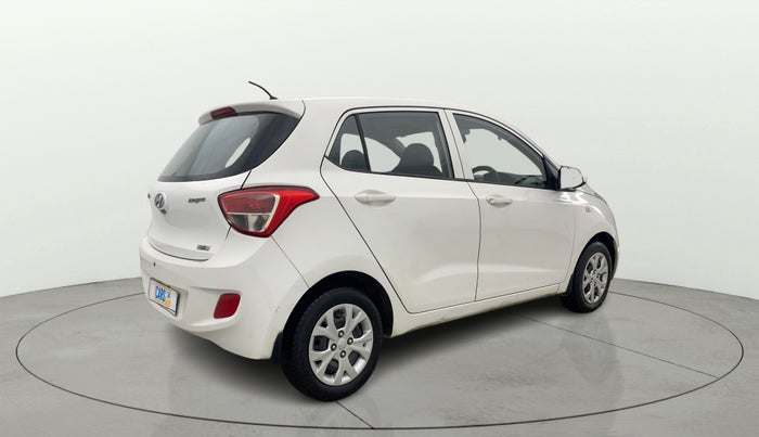 2013 Hyundai Grand i10 MAGNA 1.2 KAPPA VTVT, Petrol, Manual, 50,791 km, Right Back Diagonal
