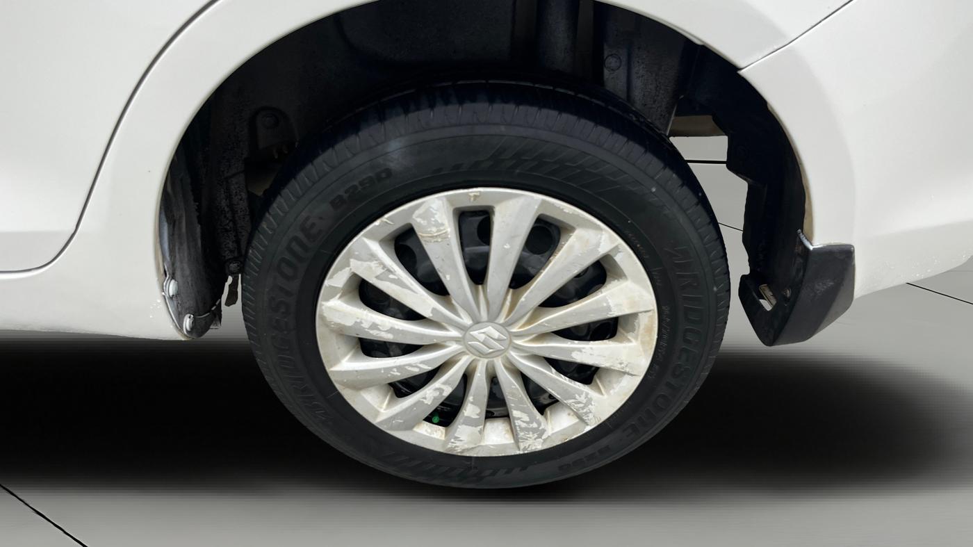2015 Maruti Swift Dzire VXI, Petrol, Manual, 80,006 km, Left Rear Wheel