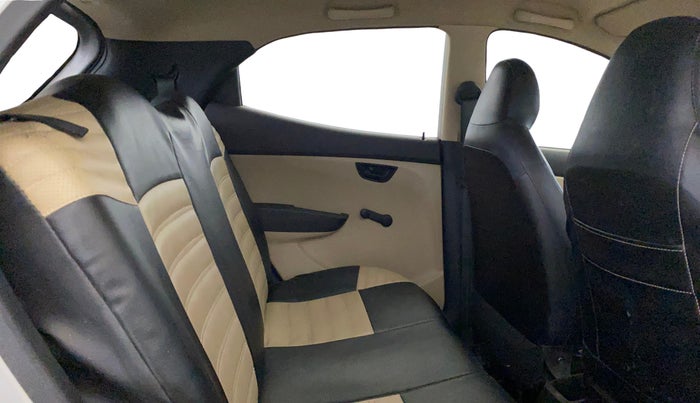 2015 Hyundai Eon ERA +, Petrol, Manual, 22,272 km, Right Side Rear Door Cabin