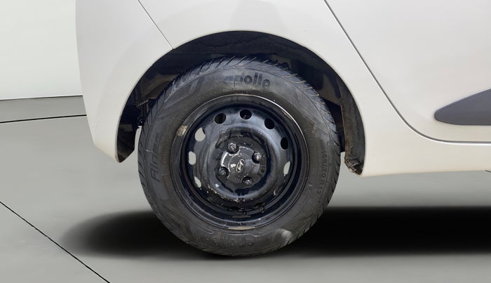 2017 Hyundai Eon ERA +, Petrol, Manual, 39,841 km, Right Rear Wheel