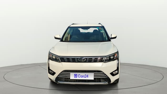 2020 Mahindra XUV300 W8 1.5 DIESEL AMT, Diesel, Automatic, 43,188 km, Front