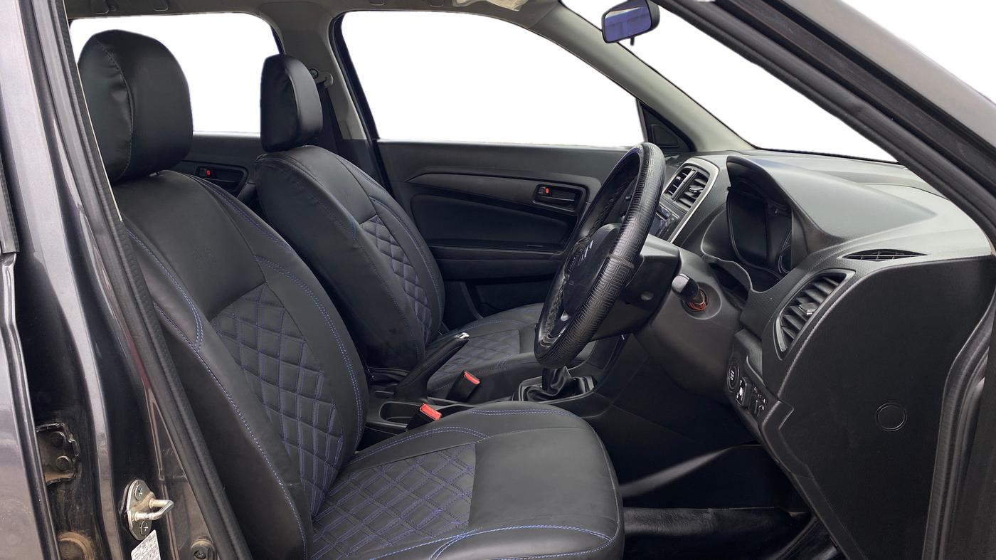 2022 Maruti Vitara Brezza VXI, CNG, Manual, 69,439 km, Right Side Front Door Cabin