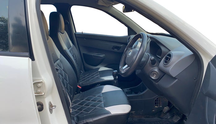 2016 Renault Kwid RXL, Petrol, Manual, 66,887 km, Right Side Front Door Cabin