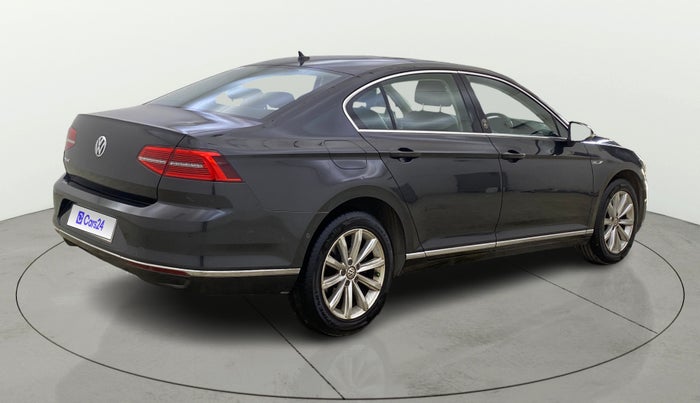 2018 Volkswagen Passat HIGHLINE DSG, Diesel, Automatic, 80,437 km, Right Back Diagonal