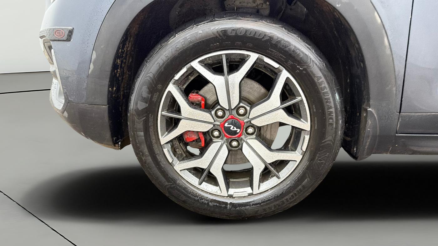 2021 KIA SELTOS GTX PLUS DCT 1.4 PETROL, Petrol, Automatic, 99,077 km, Left Front Wheel
