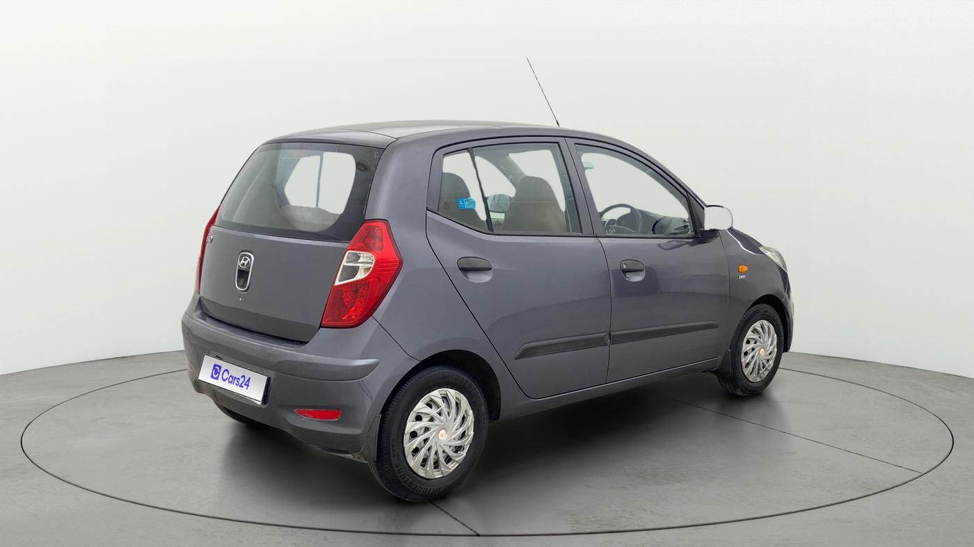 2015 Hyundai i10 MAGNA 1.1, Petrol, Manual, 32,445 km, Right Back Diagonal