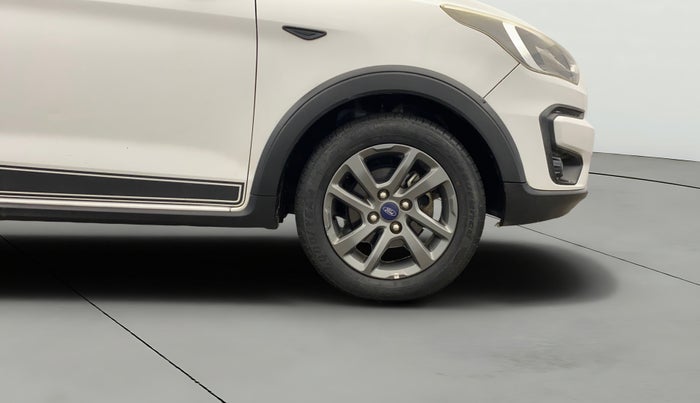2020 Ford FREESTYLE TITANIUM 1.2 PETROL, Petrol, Manual, 41,997 km, Right Front Wheel