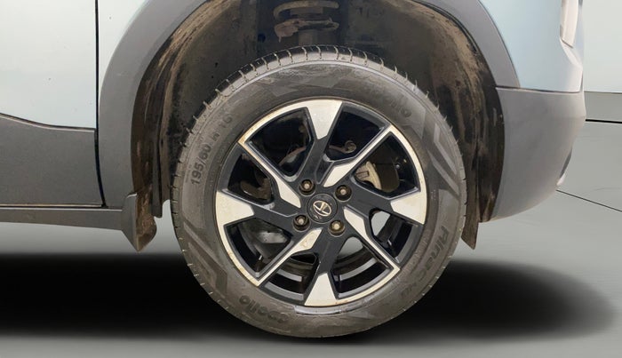 2022 Tata PUNCH CREATIVE  AMT, Petrol, Automatic, 19,470 km, Right Front Wheel