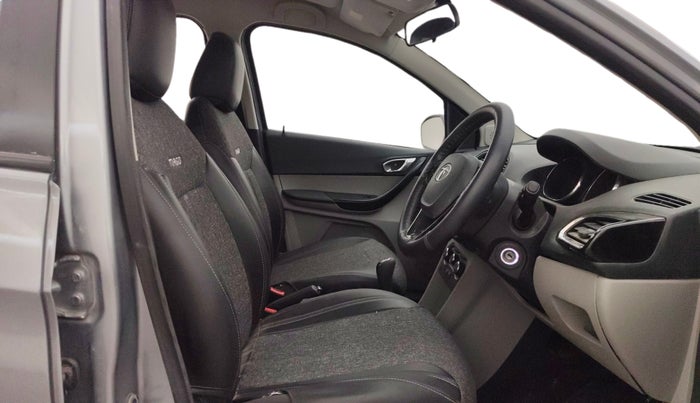 2018 Tata Tiago XZ PETROL, Petrol, Manual, 15,760 km, Right Side Front Door Cabin