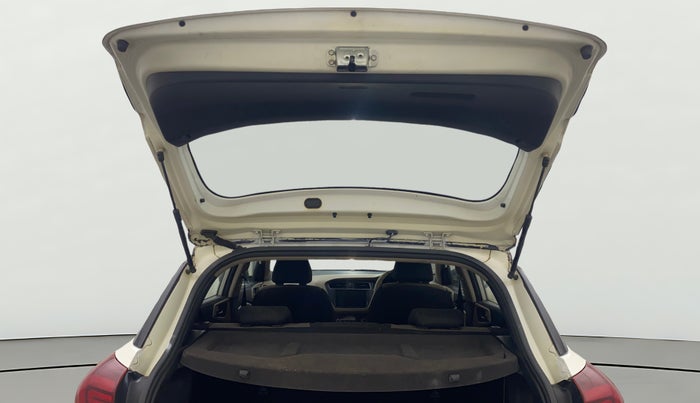 2018 Hyundai Elite i20 ASTA 1.2 (O), Petrol, Manual, 95,768 km, Boot Door Open