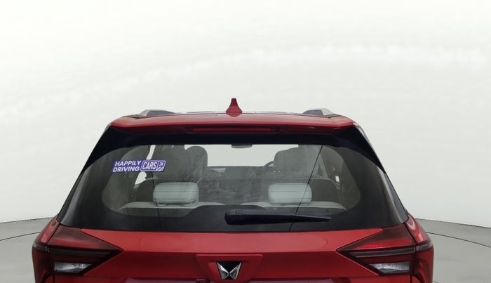 2022 Mahindra XUV700 AX 7 LUXURY P AT 7 STR, Petrol, Automatic, 55,480 km, Rear Windshield