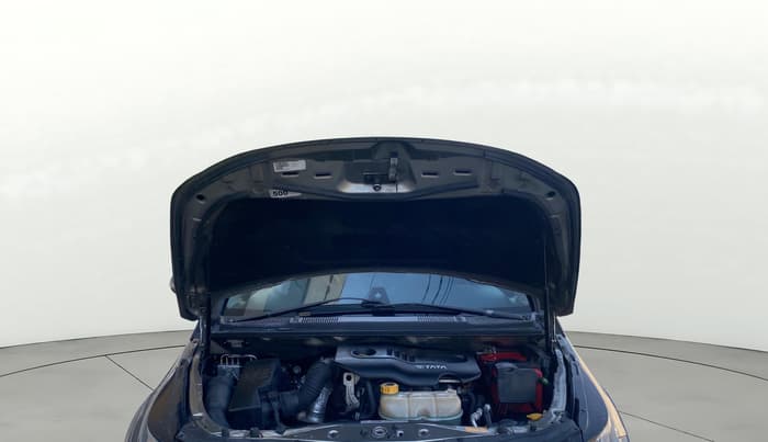 2019 Tata Hexa XTA 4X2 7 STR, Diesel, Automatic, 95,640 km, Open Bonet