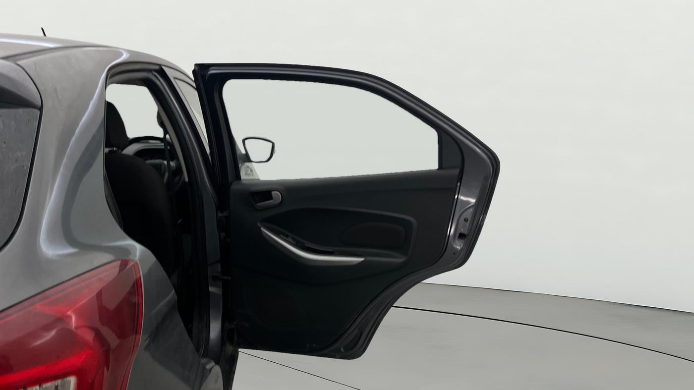 2016 Ford New Figo TITANIUM 1.5 PETROL AT, Petrol, Automatic, 58,669 km, RHS Rear Door