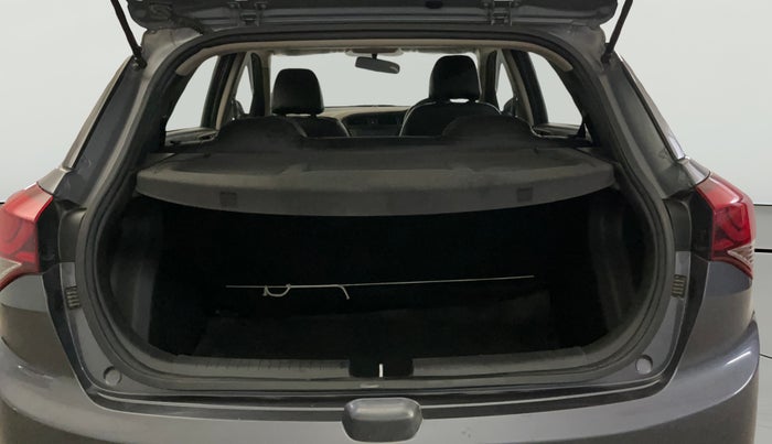 2017 Hyundai Elite i20 ASTA 1.2, Petrol, Manual, 13,773 km, Boot Open Zoomed View