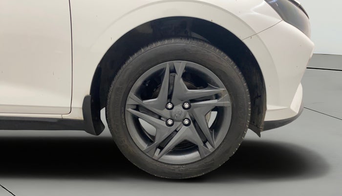 2022 Hyundai NEW I20 SPORTZ 1.2 MT, Petrol, Manual, 24,903 km, Right Front Wheel
