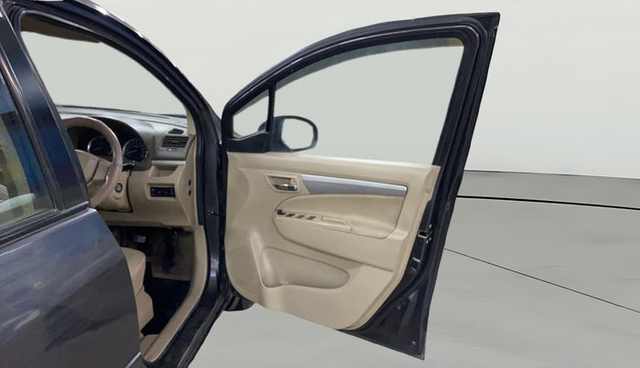 2017 Maruti Ertiga VDI SHVS, Diesel, Manual, 76,803 km, RHS Front Door