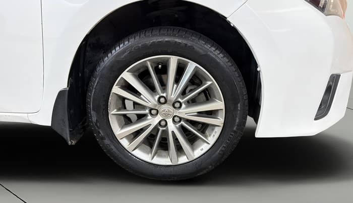 2016 Toyota Corolla Altis VL CVT PETROL, Petrol, Automatic, 86,275 km, Right Front Wheel