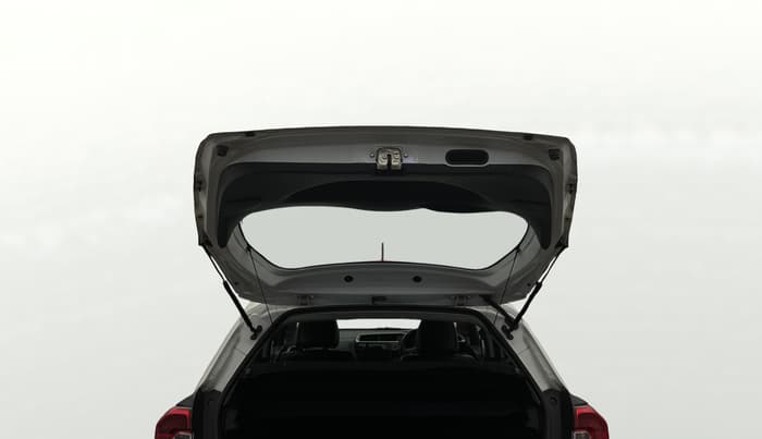 2018 Honda WR-V 1.2L I-VTEC VX MT, Petrol, Manual, 1,01,814 km, Boot Door Open