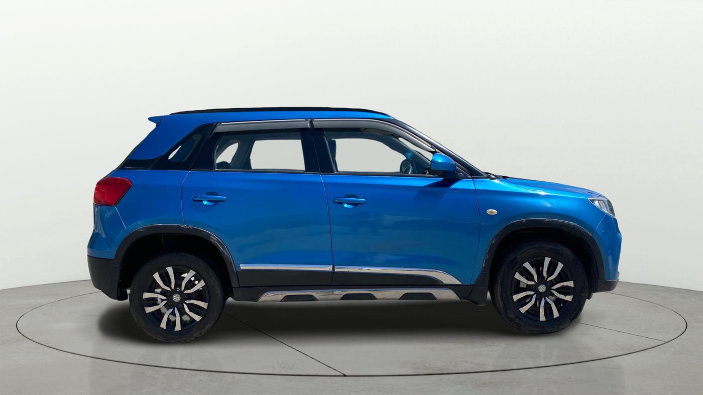 2017 Maruti Vitara Brezza VDI (O), Diesel, Manual, 1,09,106 km, Right Side View