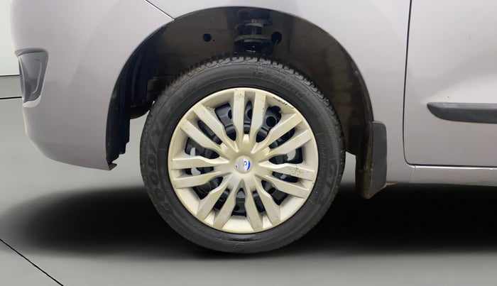 2013 Maruti Wagon R 1.0 VXI, CNG, Manual, 64,602 km, Left Front Wheel