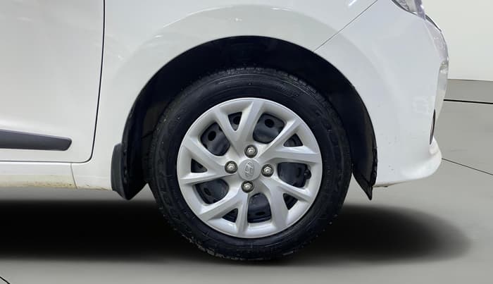 2019 Hyundai Grand i10 SPORTZ 1.2 KAPPA VTVT, Petrol, Manual, 9,428 km, Right Front Wheel