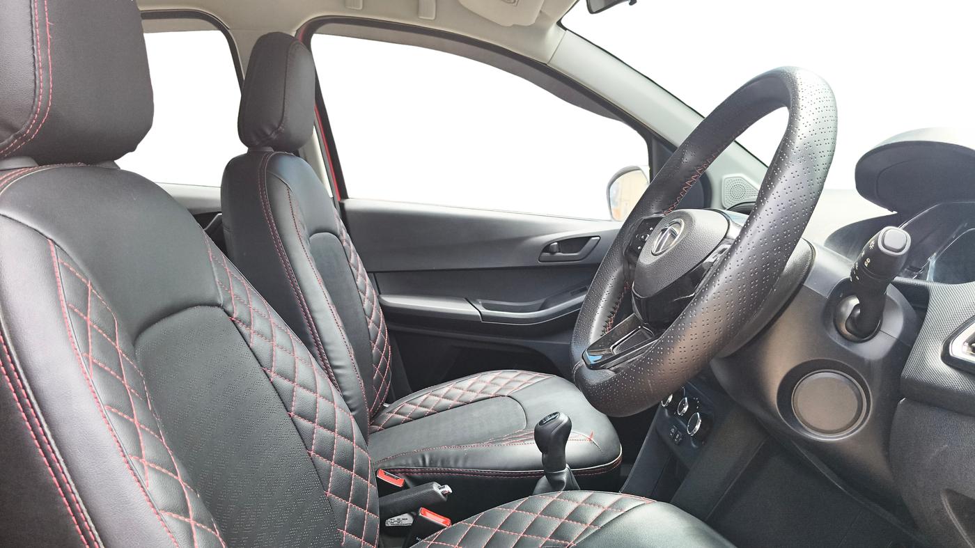 2022 Tata TIAGO NRG XZ MT, Petrol, Manual, 68,264 km, Right Side Front Door Cabin