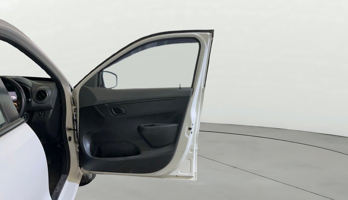 2022 Renault Kwid RXT 1.0 (O), Petrol, Manual, 22,458 km, RHS Front Door