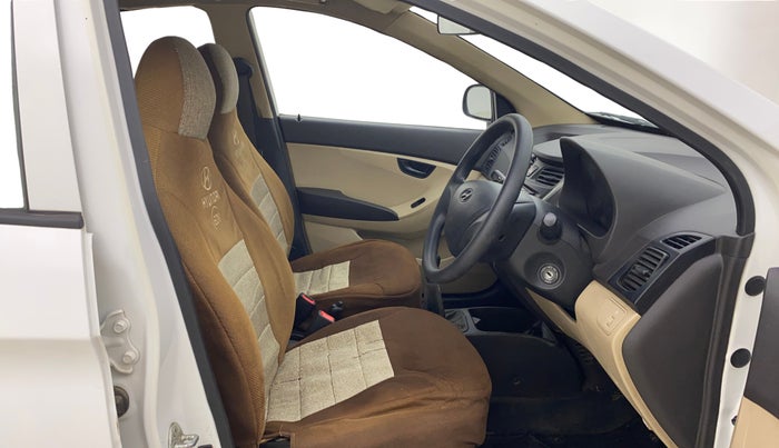 2015 Hyundai Eon ERA +, Petrol, Manual, 69,409 km, Right Side Front Door Cabin