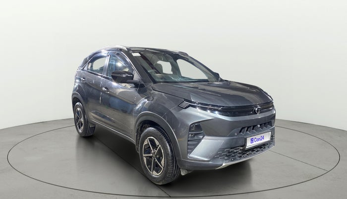 2024 Tata NEXON FEARLESS + SUNROOF DUAL TONE 1.2 PETROL, Petrol, Manual, 4,075 km, SRP