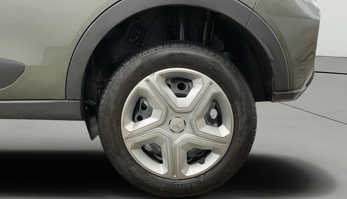 2021 Tata NEXON XMA SUNROOF PETROL, Petrol, Automatic, 65,926 km, Left Rear Wheel