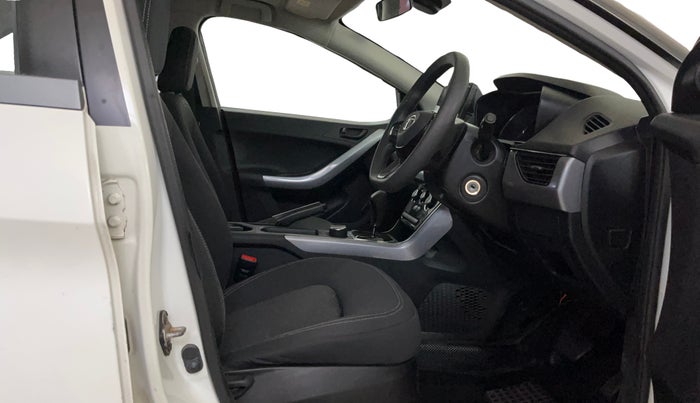 2020 Tata NEXON XMA SUNROOF PETROL, Petrol, Automatic, 50,026 km, Right Side Front Door Cabin