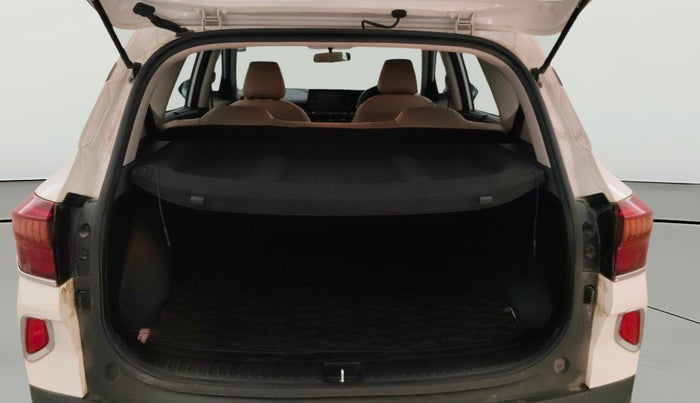 2020 KIA SELTOS HTK PLUS 1.5, Petrol, Manual, 41,250 km, Boot Open Zoomed View