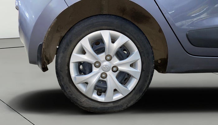 2016 Hyundai Grand i10 SPORTZ 1.2 KAPPA VTVT, Petrol, Manual, 36,185 km, Right Rear Wheel