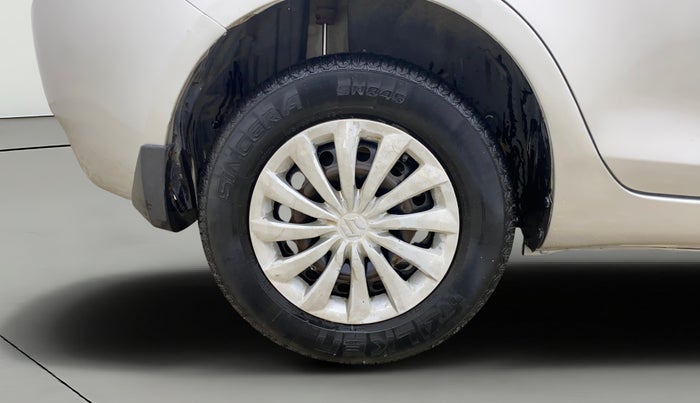 2015 Maruti Swift Dzire VXI, Petrol, Manual, 98,682 km, Right Rear Wheel