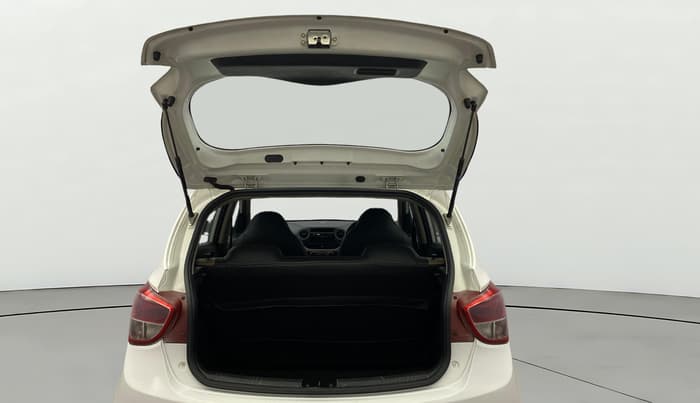 2016 Hyundai Grand i10 MAGNA 1.2 KAPPA VTVT, Petrol, Manual, 70,249 km, Boot Door Open