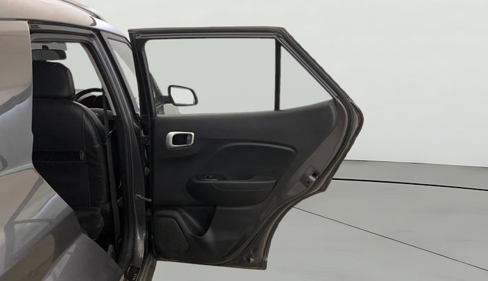 2021 Hyundai VENUE S 1.2, Petrol, Manual, 30,315 km, RHS Rear Door