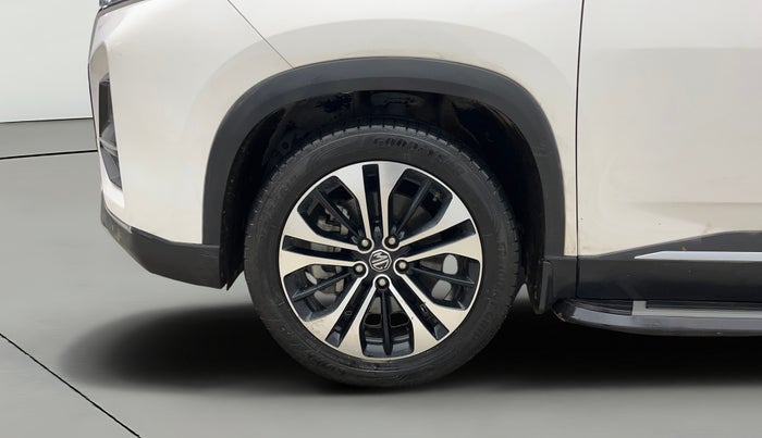 2023 MG HECTOR SAVVY PRO 1.5 TURBO CVT PETROL, Petrol, Automatic, 37,173 km, Left Front Wheel